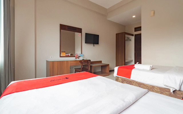 RedDoorz near Simpang Dago 2