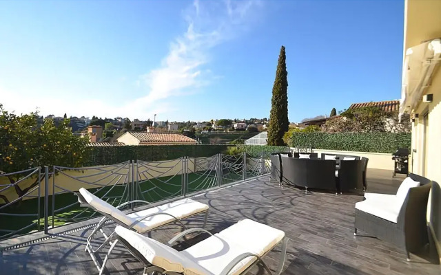Villa Maeva