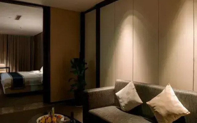 Gallery Hotel