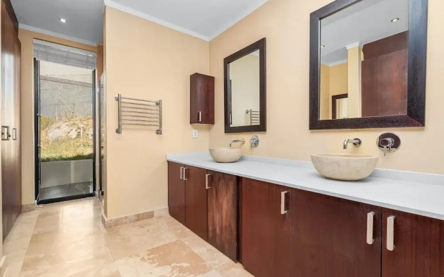 Houtbay Hilltop Villa