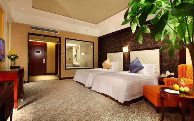 Wyndham Grand Plaza Royale Palace Chengdu