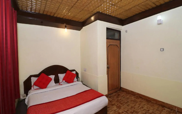 OYO 5227 Hotel New Bharat