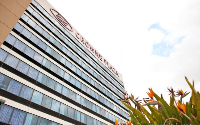 Отель Crowne Plaza San Jose-Silicon Valley вид на фасад