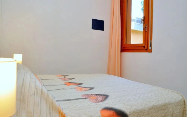 Spacious and Bright Flat Near the Beach