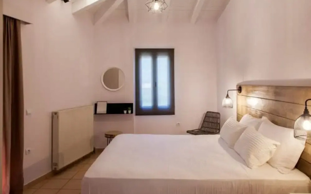 Drakatos Apartment 1B