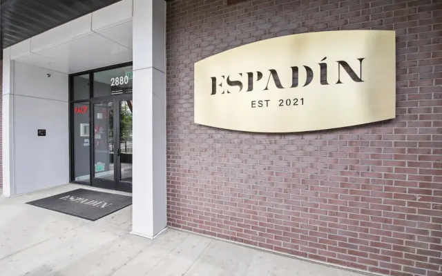 Bold & Elevated | Espadin LoHi