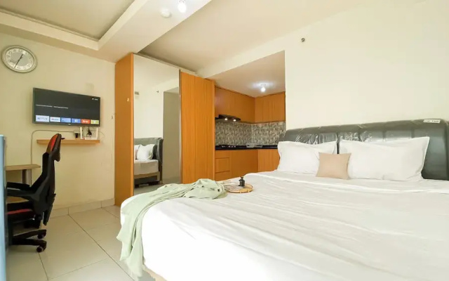 Cozy and Best Deal Studio Apartment Amethyst