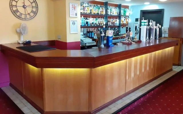 The Dodington Lodge Hotel