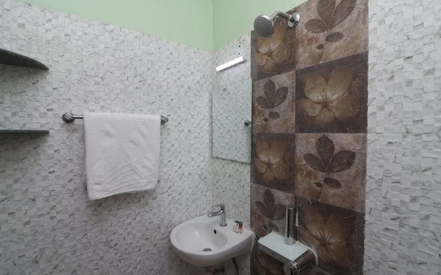 Oyo 19806 Corporate Guest House