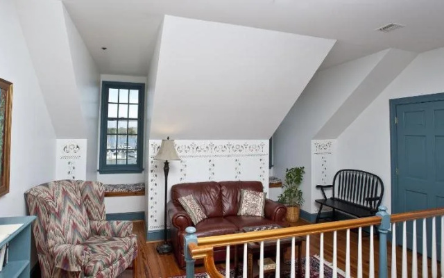 Inn at Osprey Point