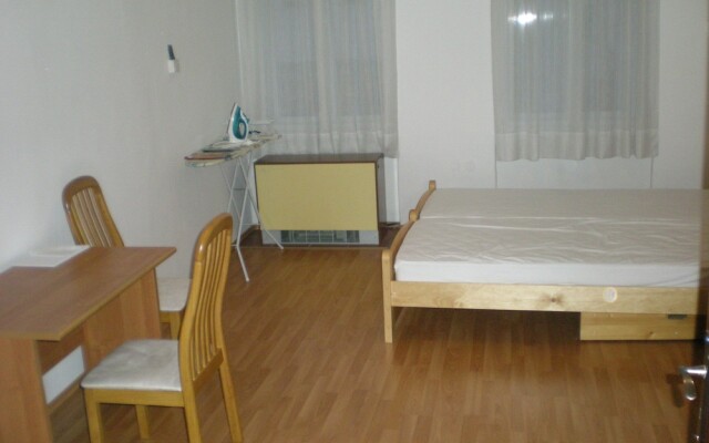 Апартаменты Apartment Zamecky Vrch I комната для гостей
