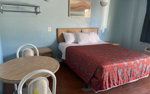 Chester Inn Motel - Near Adventure City