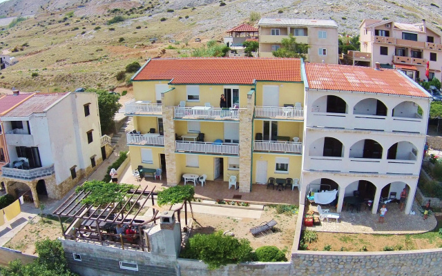 Suhomont Apartments