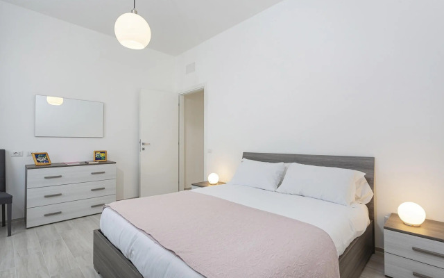 Sturla Modern Apartment by Wonderful Italy
