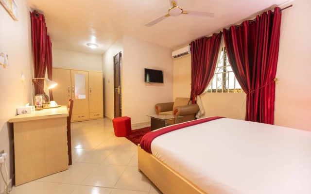 De-Kings Hotel