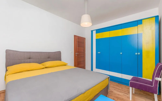 Apartment Mario