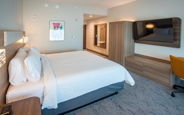 Holiday Inn Express & Suites Pensacola Airport Nor