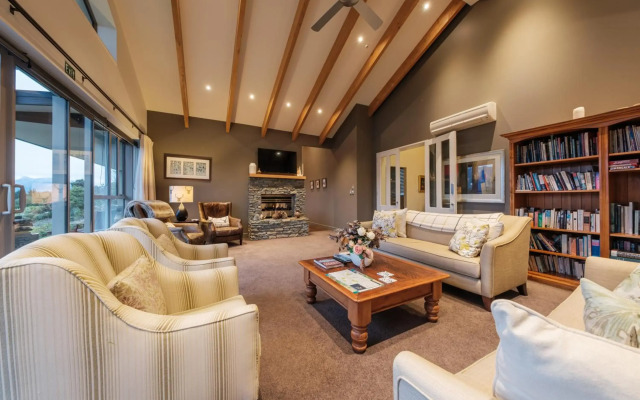Amuri Estate Retreat & Olive Grove