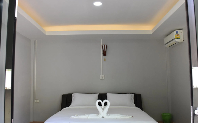 Pak Nam Resort