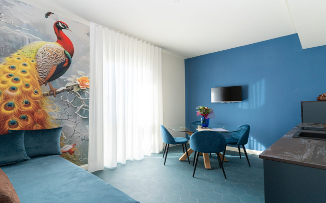 Residence History Suite