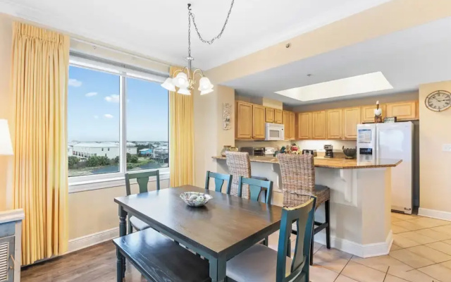 Crystal Tower 409