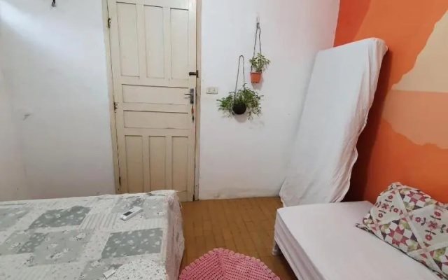 Hostel e Cachaçaria da Cris