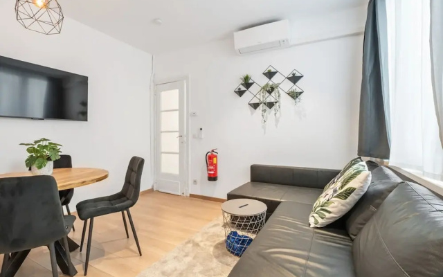 Renovated Apartment Near Beach