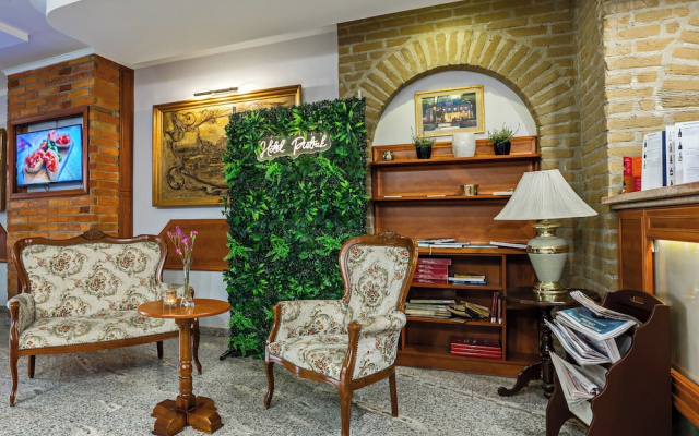 Hotel Pietrak