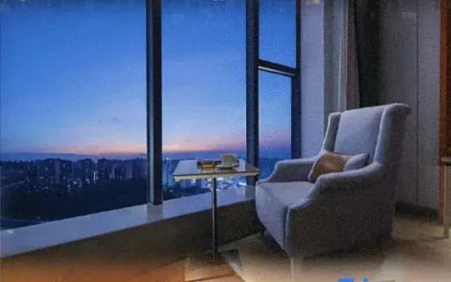Smart·Smart Sky Hotel (Zigong Huashang International City)