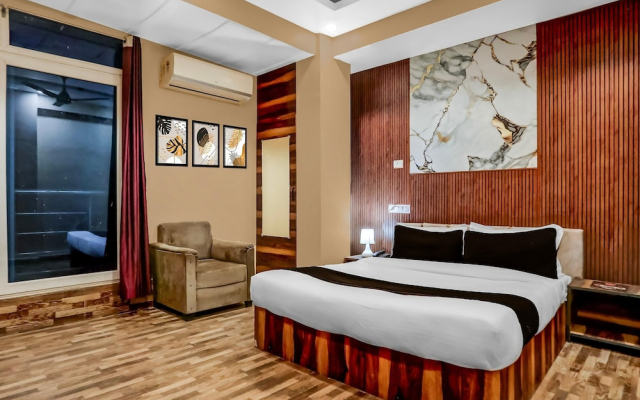 Deluxehotel Pranjal Inn