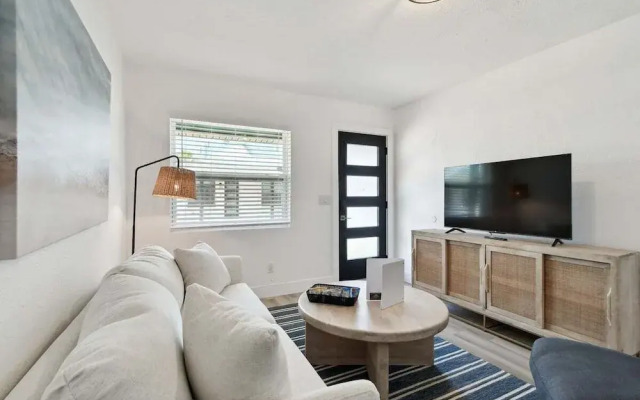 117 127th Ave E Unit 6