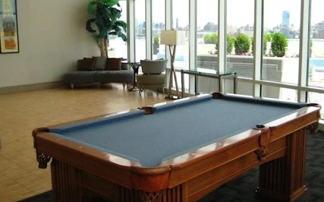 Harbor View Apartments