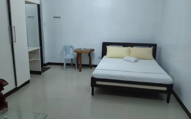 OYO 590 Sharana Pensionne