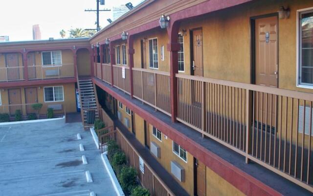 Отель Americas Best Value Inn - Alvarado Street Лос-Анджелес вид на фасад