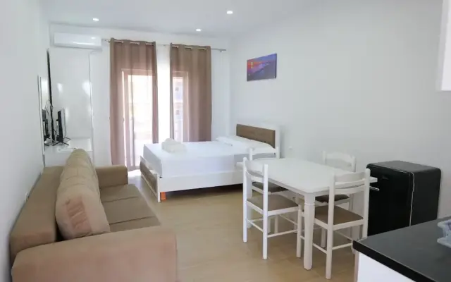 Lux Apartments
