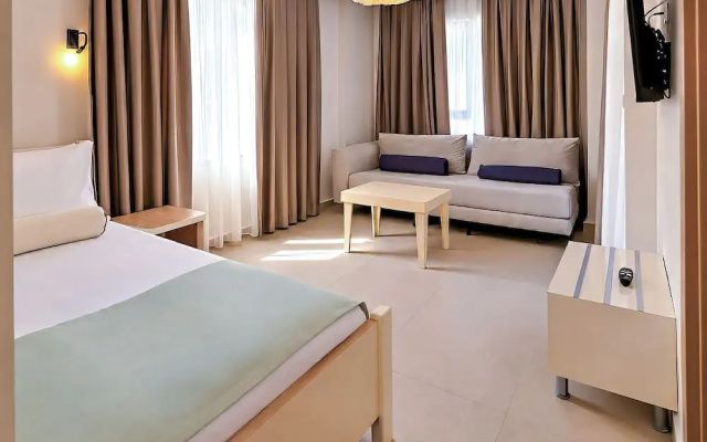 Victoria Princess Hotel