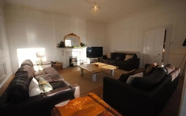 The Manor House Moreton