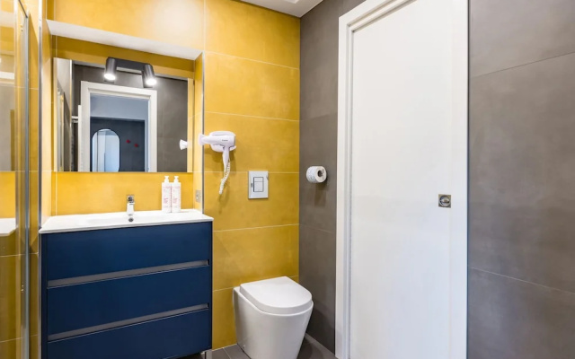 Pop House in Heart of Sanit by Wonderful Italy