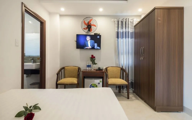 Golden House Hotel