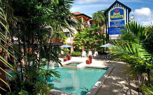 Central Plaza Apartments