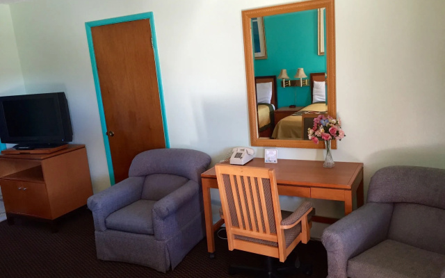 Klamath Motor Lodge