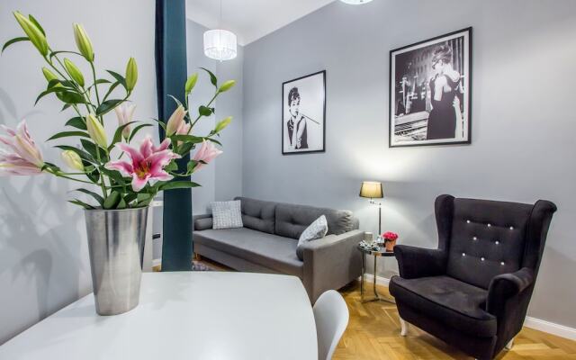 Апартаменты ClickTheFlat Palace Of Culture Apartment комната для гостей
