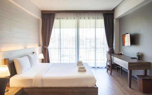 B2 Mae Hong Son Premier Hotel