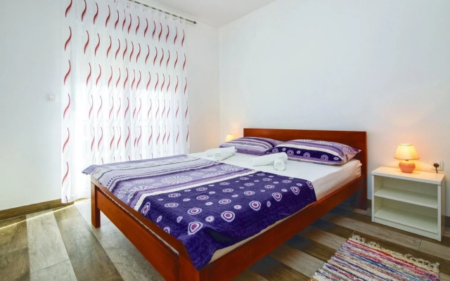 Awesome Home in Mali Rat With Wifi and 1 Bedrooms