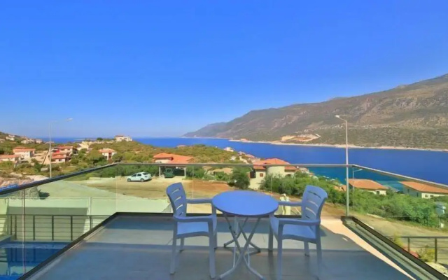 Kas 3 Bedrooms Villa With Private Pool