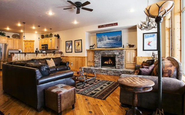 Crystal Springs Chalet