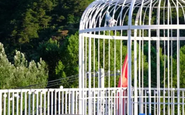 Floral Hotel·Skilled craftsman villa Hotel