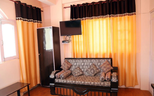 OYO 12195 Home 2RK Moutain View Mashobra