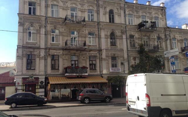 Mini hotel Non-Stop парковка