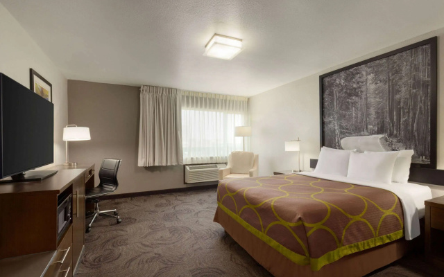 Super 8 by Wyndham Eureka